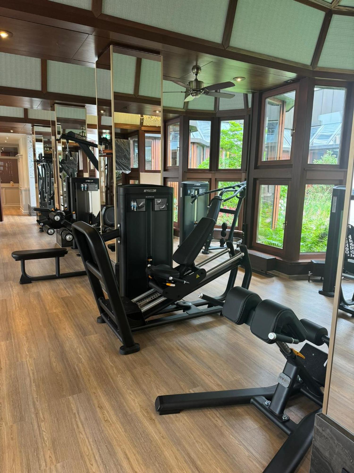 Mokni'S Palais Hotel & Spa Bad Wildbad Eksteriør billede