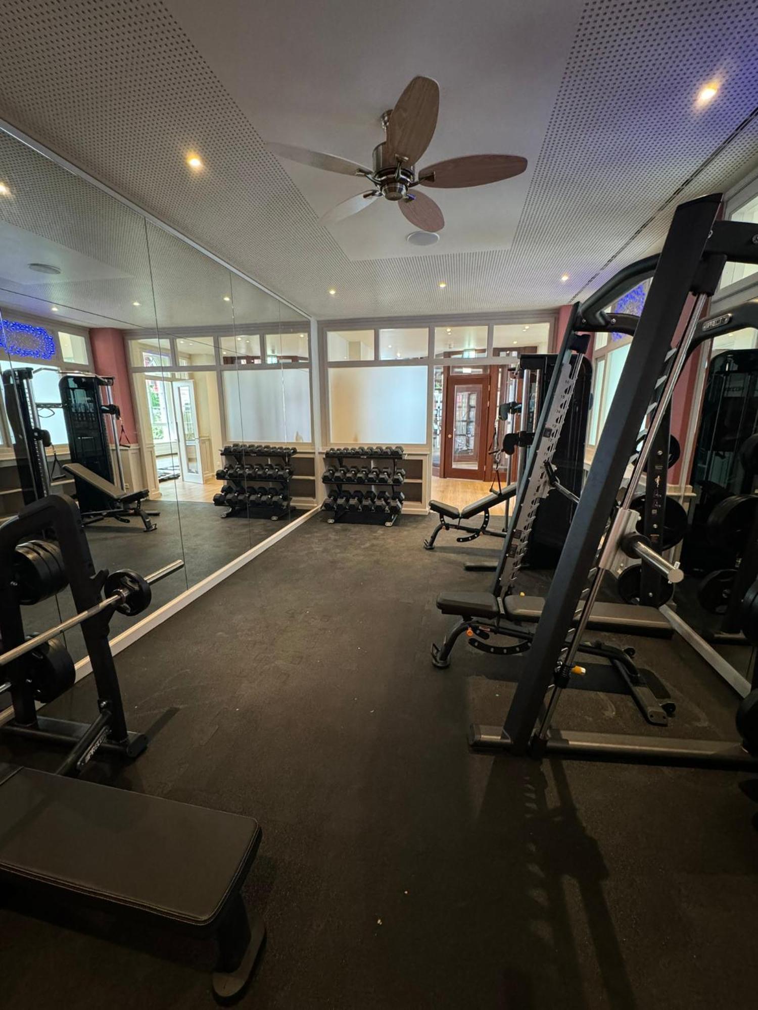 Mokni'S Palais Hotel & Spa Bad Wildbad Eksteriør billede